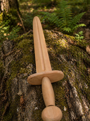 WarriorsOutfit Wooden Training Sword – Handmade Practice Sword for Martial Arts, Cosplay & Safe Sparring