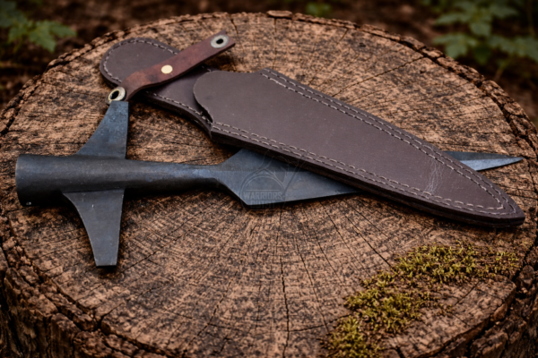 Warriors Outfit Hand Forged Medieval Throwing Wing Spearhead With Blade Cover. Best For Outdoor Hunting Tool.