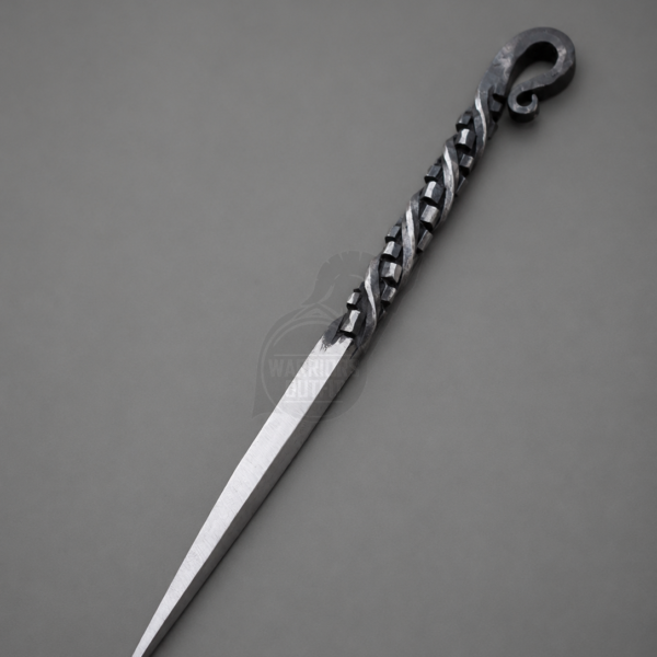 Warriors Outfit Hand Forged Food Stick – 19 cm Handmade Iron Food Pick with Decorative Twisted Handle – Reusable Serving Stick
