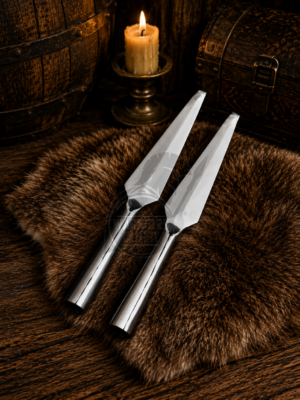 Socket hole spearhead